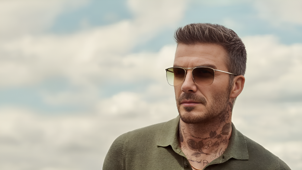 Discover everything you need to know about sunglasses for men! From choosing the right style to understanding lens technology, our guide will help you look sharp and stay protected.