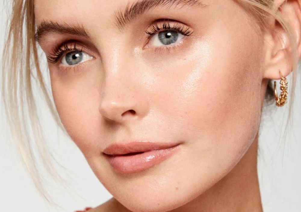 Dewy Makeup